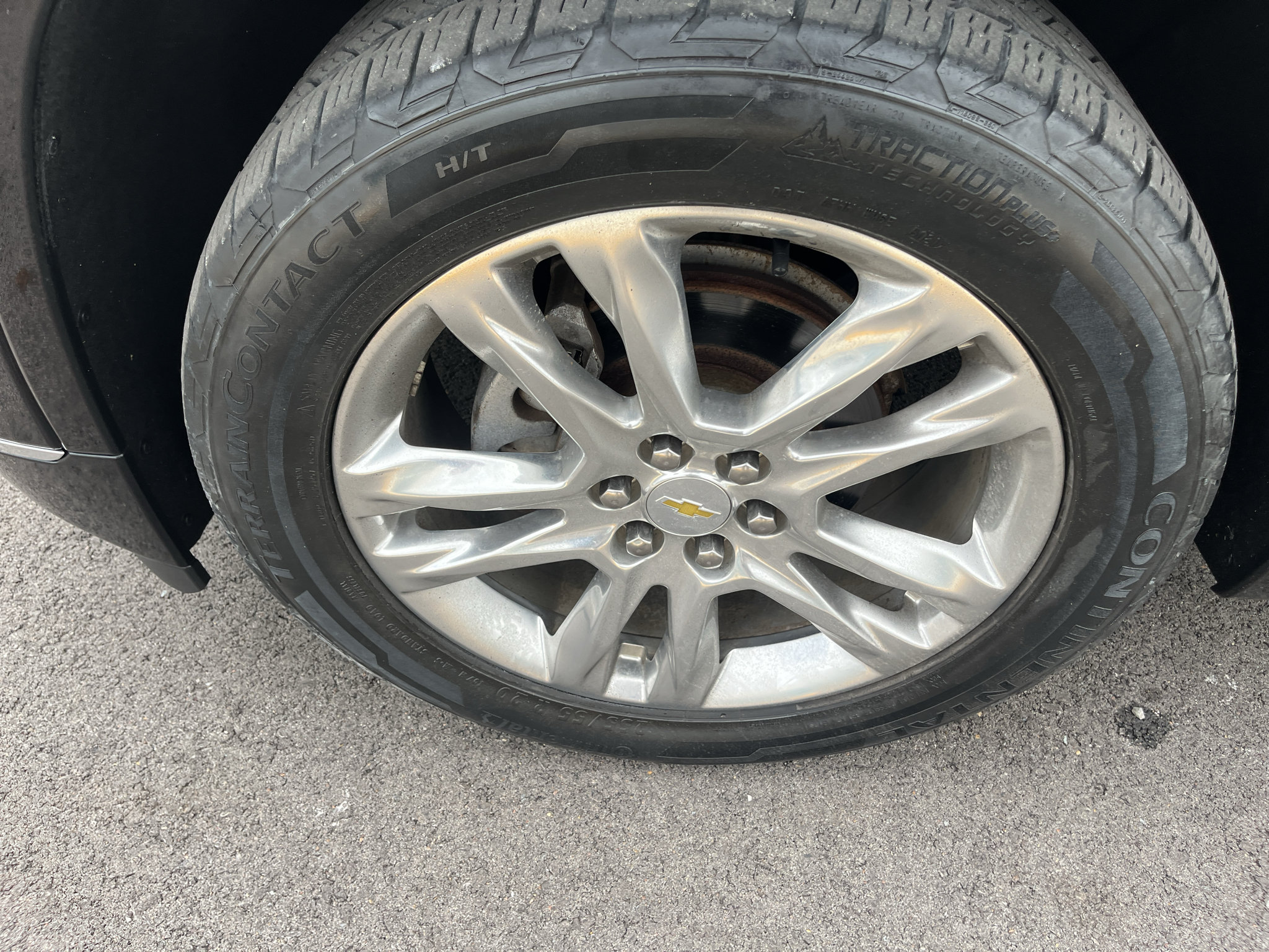 Used 2019 Chevrolet Traverse High Country w/ LPO, Floor Liner Package AWD/4WD image 9