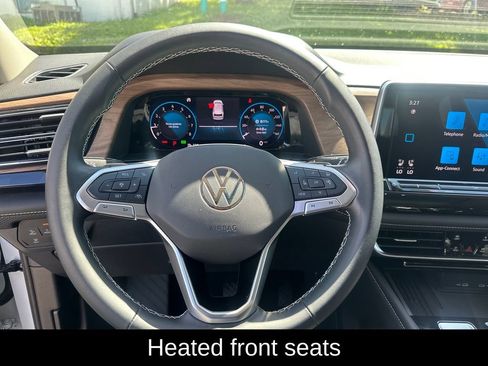 Used 2025 Volkswagen Atlas SE w/ Panoramic Sunroof Package FWD image 17