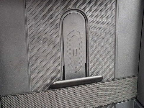 Used 2025 MINI Cooper 2-Door Hardtop image 27