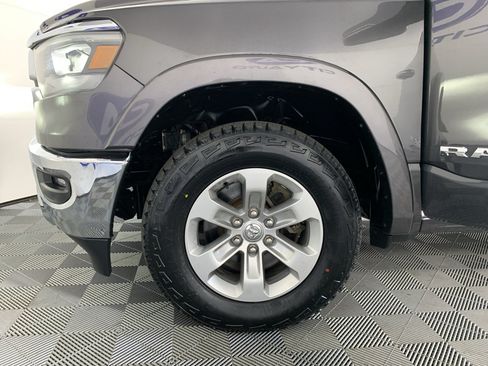 Used 2019 RAM 1500 Laramie AWD/4WD image 11