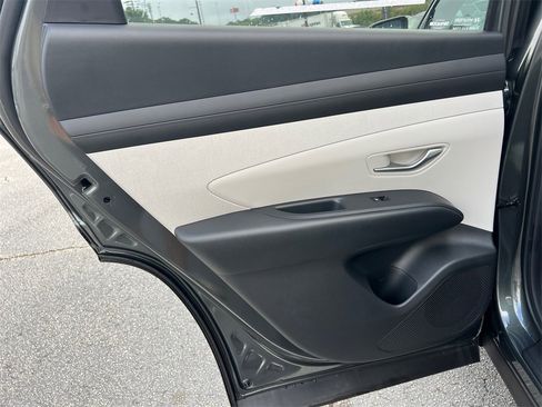 Used 2025 Hyundai Tucson SEL image 22