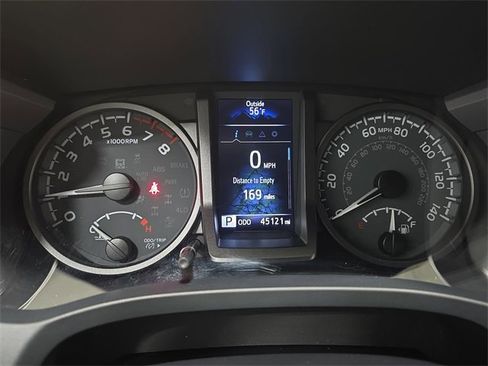 Used 2022 Toyota Tacoma TRD Sport image 19