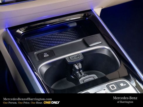 New 2025 Mercedes-Benz GLB 250 4MATIC image 27