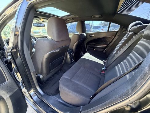 Used 2014 Dodge Charger R/T w/ Blacktop Package RWD image 21
