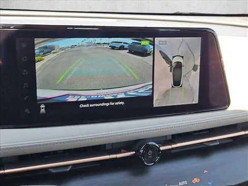 Used 2023 Nissan Ariya FWD image 19