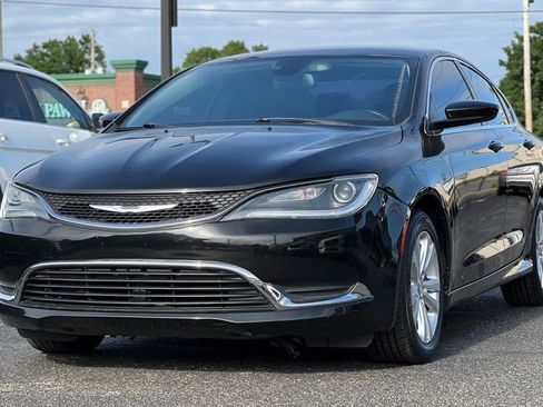 Used 2017 Chrysler 200 Limited Platinum FWD image 13