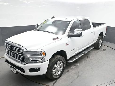 Used 2024 RAM 2500 Laramie AWD/4WD image 38