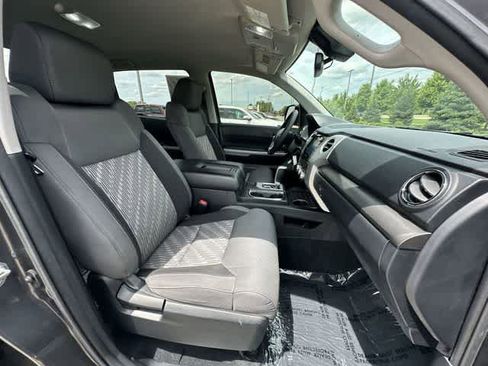Used 2021 Toyota Tundra SR5 w/ SR5 Upgrade Package AWD/4WD image 19