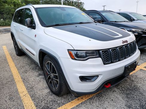Used 2018 Jeep Grand Cherokee Trailhawk w/ Trailhawk Luxury Group AWD/4WD image 4