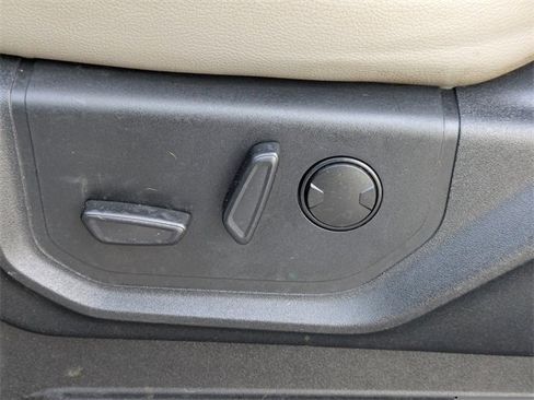 Used 2020 Ford F150 Lariat w/ Equipment Group 502A Luxury image 19