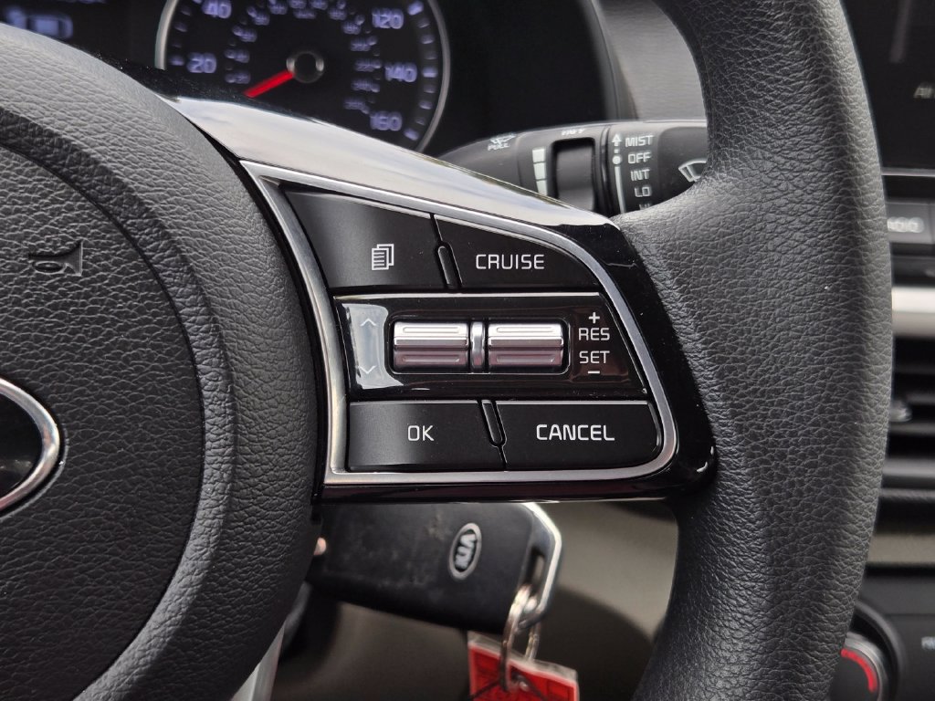 Used 2020 Kia Forte LXS FWD image 20