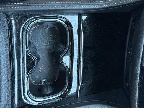 Used 2023 Chrysler Pacifica Pinnacle image 29