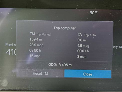 Used 2025 Volvo XC60 T8 Plus w/ Protection Package Premier image 12