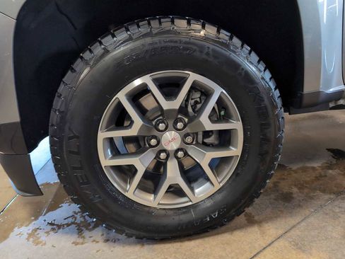 Used 2022 GMC Canyon AT4 w/ Trailering Package AWD/4WD image 12