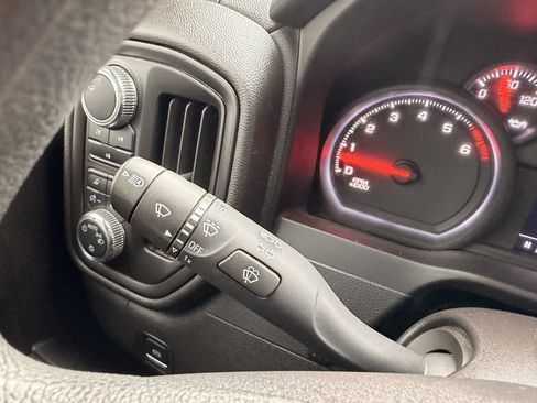 Used 2024 GMC Sierra 2500 Pro w/ Convenience Package image 16