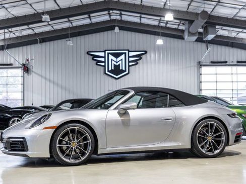 Used 2021 Porsche 911 Carrera image 1