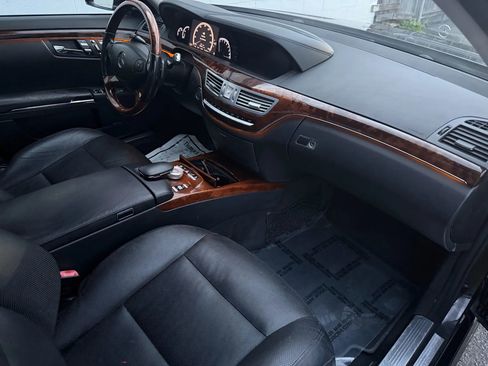 Used 2013 Mercedes-Benz S 550 S 550 Sedan 4D image 16