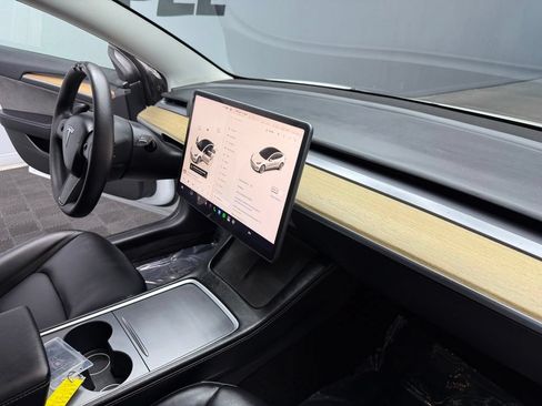 Used 2022 Tesla Model 3 RWD image 45