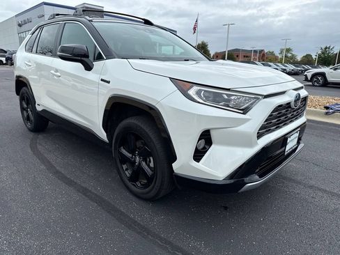 Used 2020 Toyota RAV4 XSE w/ XSE Grade Weather Package AWD/4WD image 7