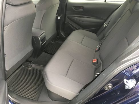 Used 2022 Toyota Corolla LE FWD image 24