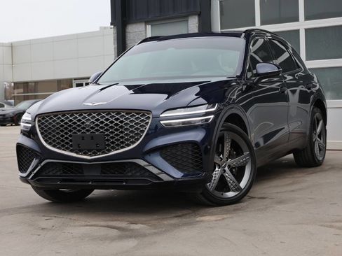 Used 2022 Genesis GV70 3.5T Sport w/ Sport Prestige Package image 3