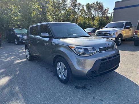Used 2016 Kia Soul image 3
