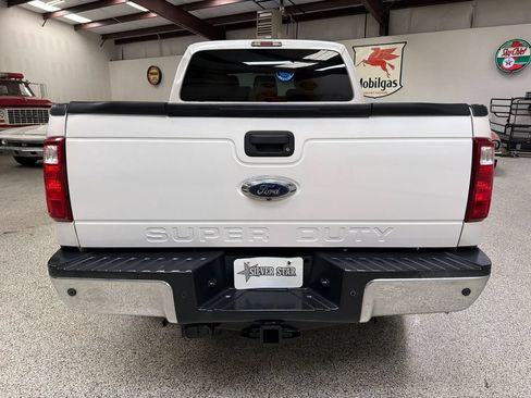 Used 2016 Ford F250 Lariat w/ Lariat Ultimate Package AWD/4WD image 6