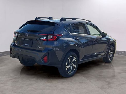 Used 2025 Subaru Crosstrek 2.0i Premium AWD/4WD image 2