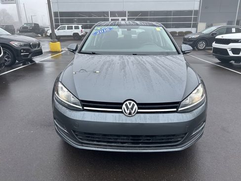 Used 2016 Volkswagen Golf SE w/ Lighting Package image 2