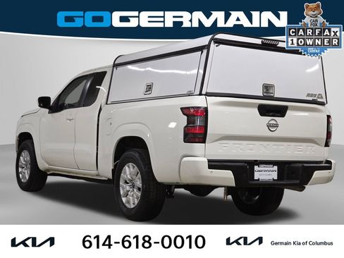 Used 2022 Nissan Frontier SV w/ Technology Package image 11