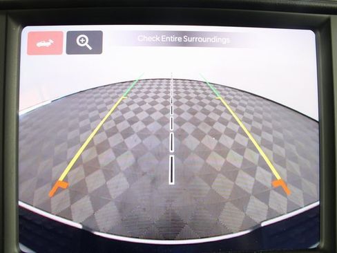 Used 2024 RAM 2500 Big Horn w/ Bed Utility Group image 3