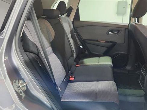 Used 2023 Nissan Rogue SV image 56