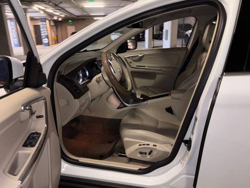 Used 2013 Volvo XC60 3.2 FWD image 9