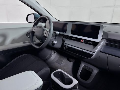 Used 2024 Hyundai Ioniq 5 SEL image 28