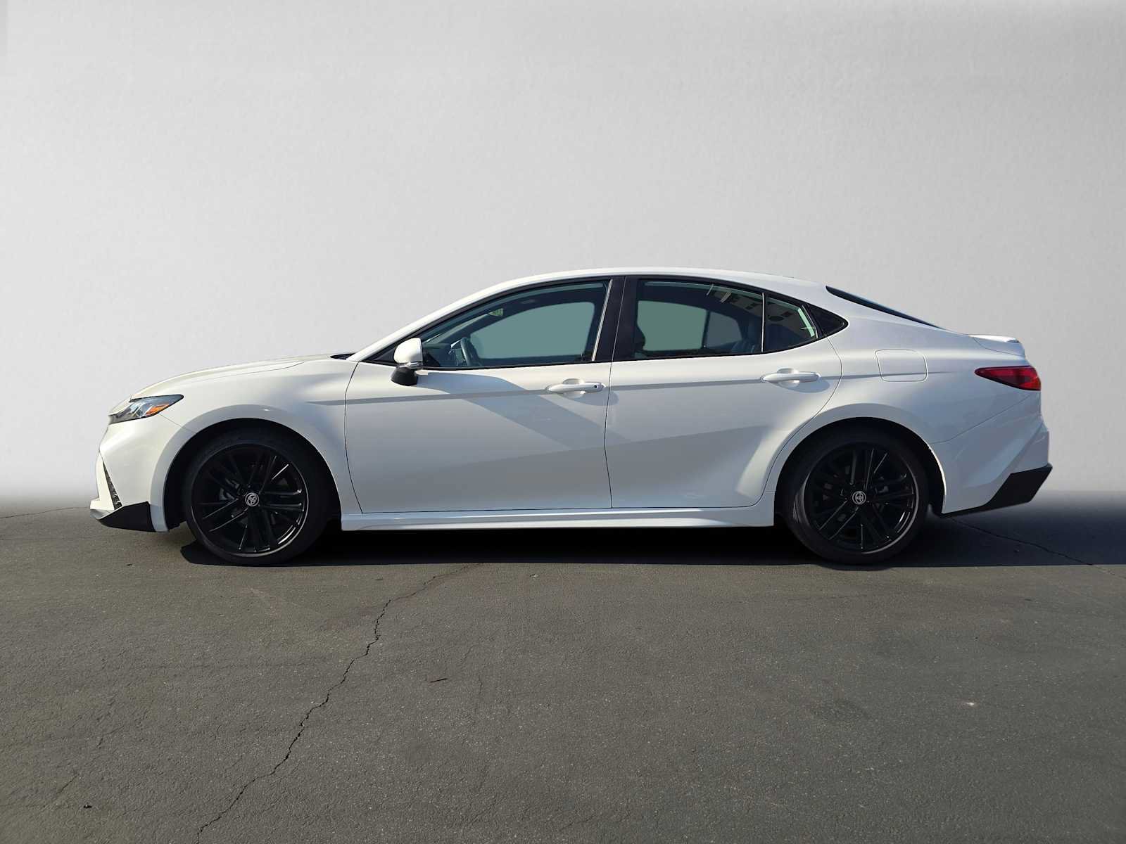Certified 2026 Toyota Camry SE FWD image 6