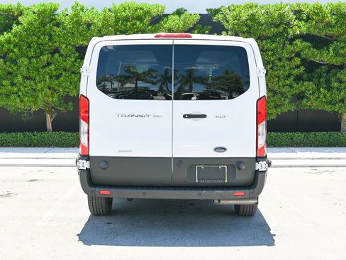 Used 2024 Ford Transit 350 XLT RWD image 5