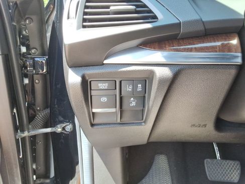 Used 2019 Acura MDX FWD image 36