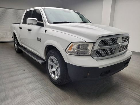 Used 2016 RAM 1500 Laramie w/ Convenience Group AWD/4WD image 13