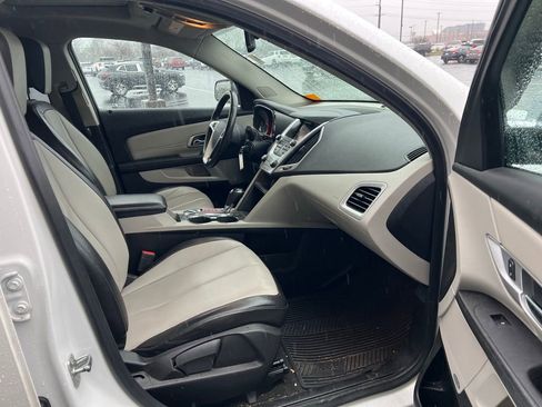 Used 2017 GMC Terrain SLT w/ Open Road Package image 10