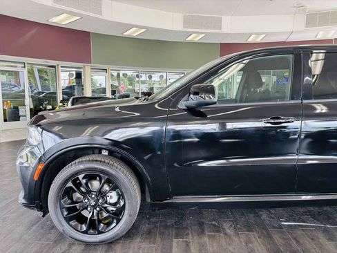 Used 2025 Dodge Durango GT AWD/4WD image 17