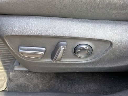 Used 2024 Toyota Grand Highlander FWD image 21