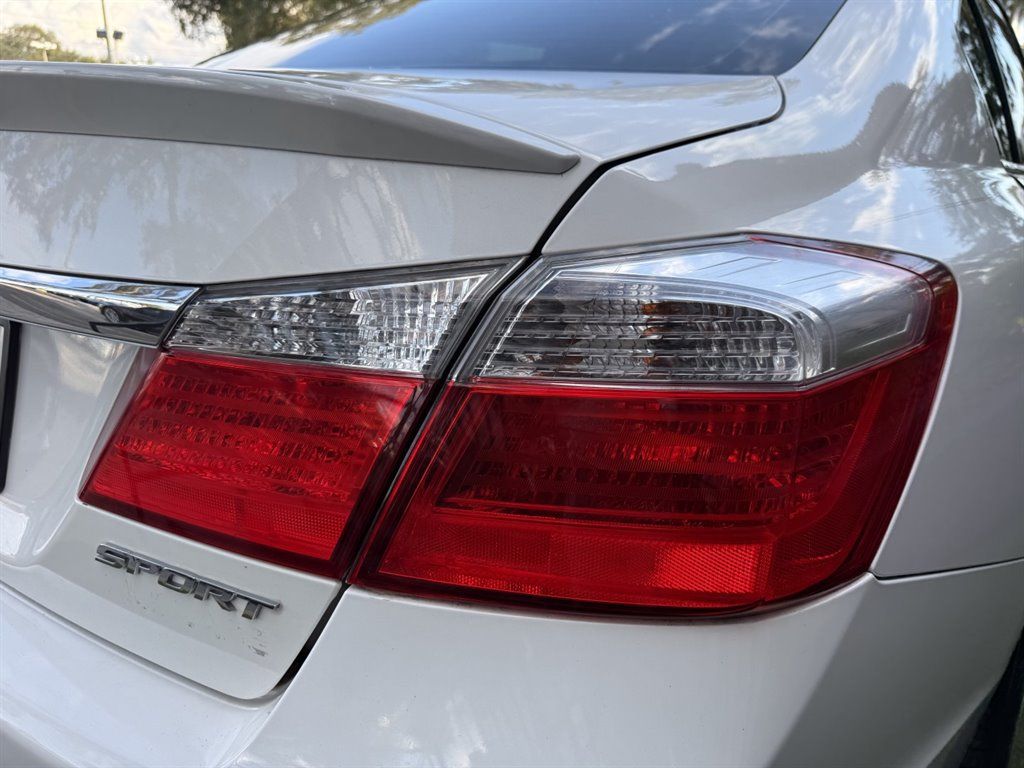 Used 2013 Honda Accord Sport image 9