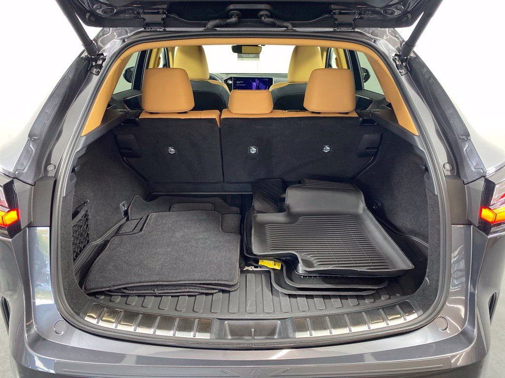 Certified 2025 Lexus NX 350 AWD w/ Accessory Package (2T) image 27