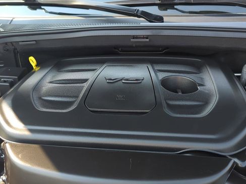 Used 2021 Jeep Grand Cherokee Limited image 9