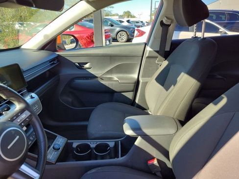 Used 2024 Hyundai Kona SEL w/ Convenience Package image 14