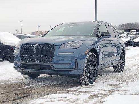 New 2026 Lincoln Corsair Premiere image 2