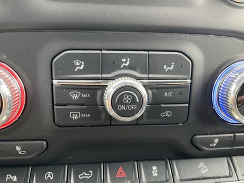 Used 2021 GMC Sierra 1500 Elevation w/ Driver Alert Package I image 27