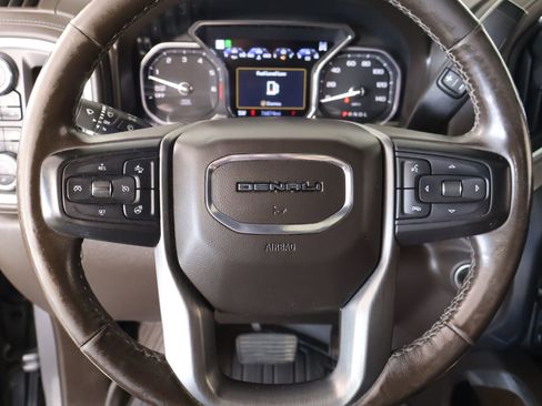 Used 2020 GMC Sierra 1500 Denali w/ Denali Ultimate Package AWD/4WD image 3