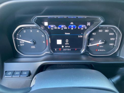 Used 2021 GMC Sierra 1500 AT4 w/ Technology Package image 2