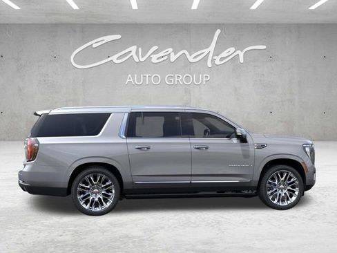 New 2026 GMC Yukon XL Denali w/ Denali Reserve Package AWD/4WD image 5